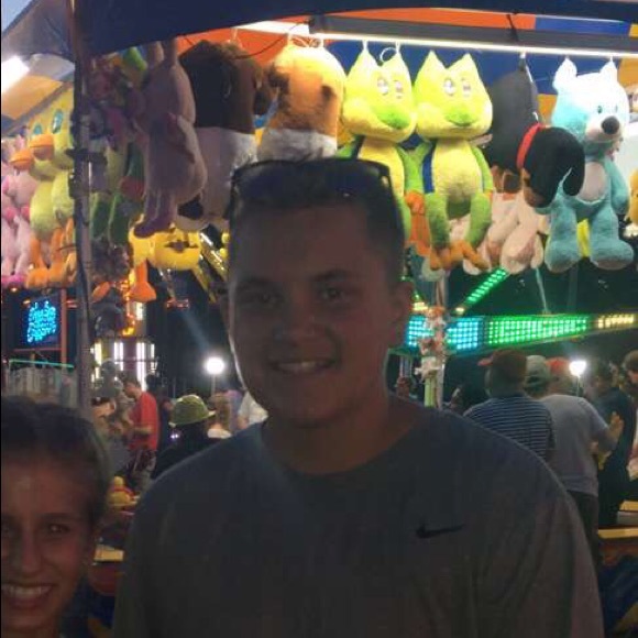 Meet your Posher, Kyle - Picture 1 of 1